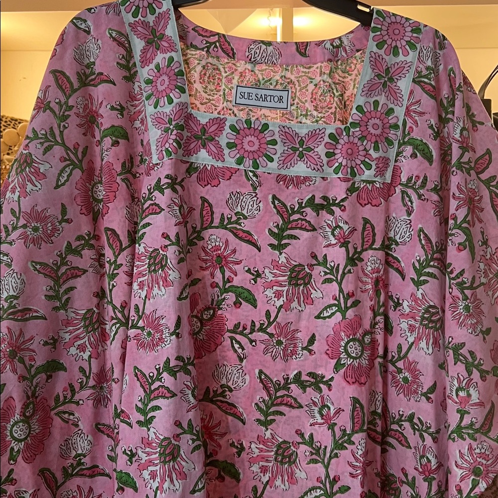 Elegant Floral Pink Kaftan